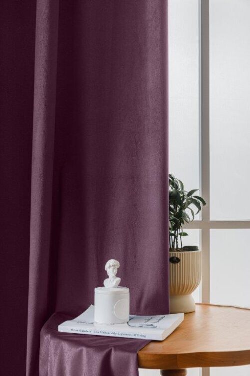 Samtvorhang Lila mit Ösen ZKMR-03