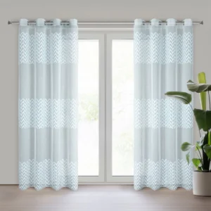 Vorhang mit geometrischer Applikation ZKKG-04